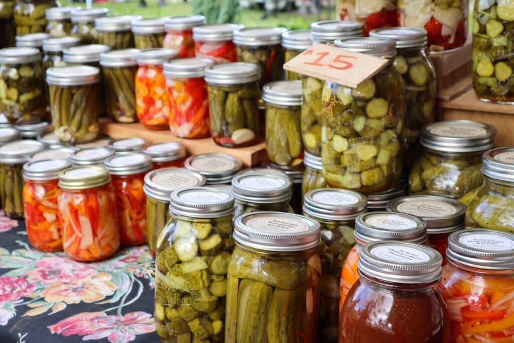 Observing Local Businesses and Neighborhood Dynamics